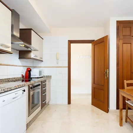 بيت للعطل Azalea - *